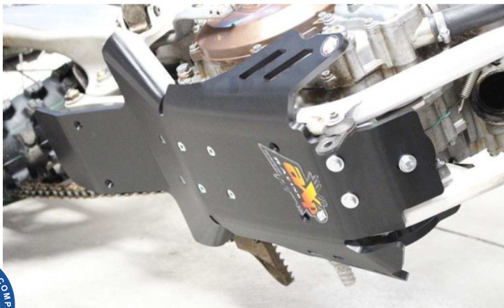AXP Adventure skid plate KTM 690 Enduro R / 690 SMC-R - Husqvarna 701 Enduro / Supermoto 2026 - Black