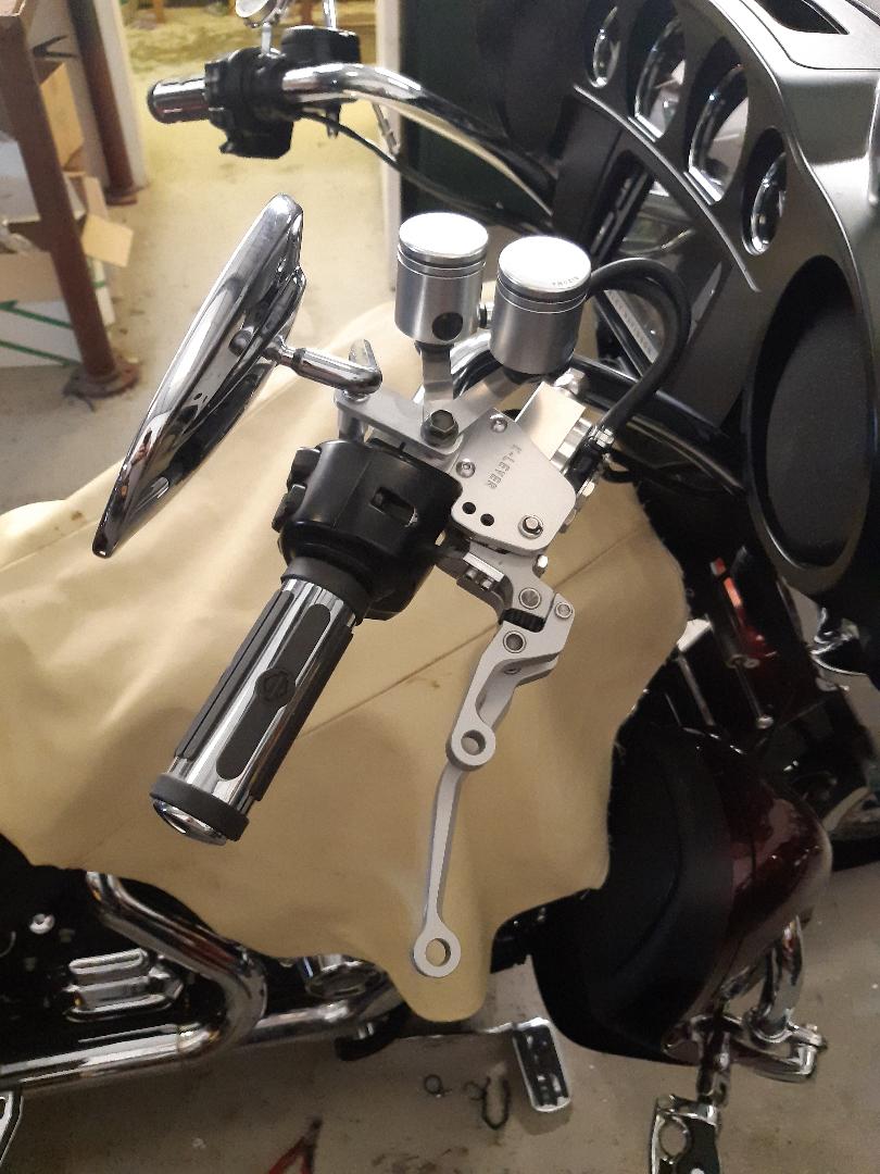 freewheeler mirror mount3